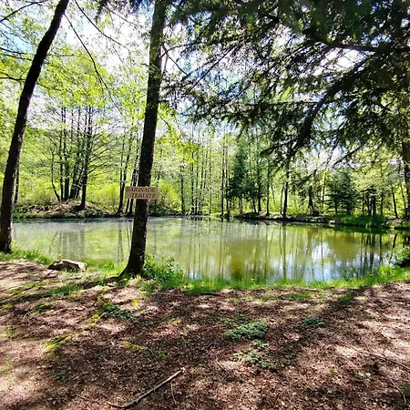 La Du Rayau, Etang De Peche, Ideal 4pers 캠프장